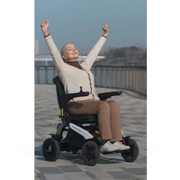 Scuba E60A Roboter Powered Wheelchair